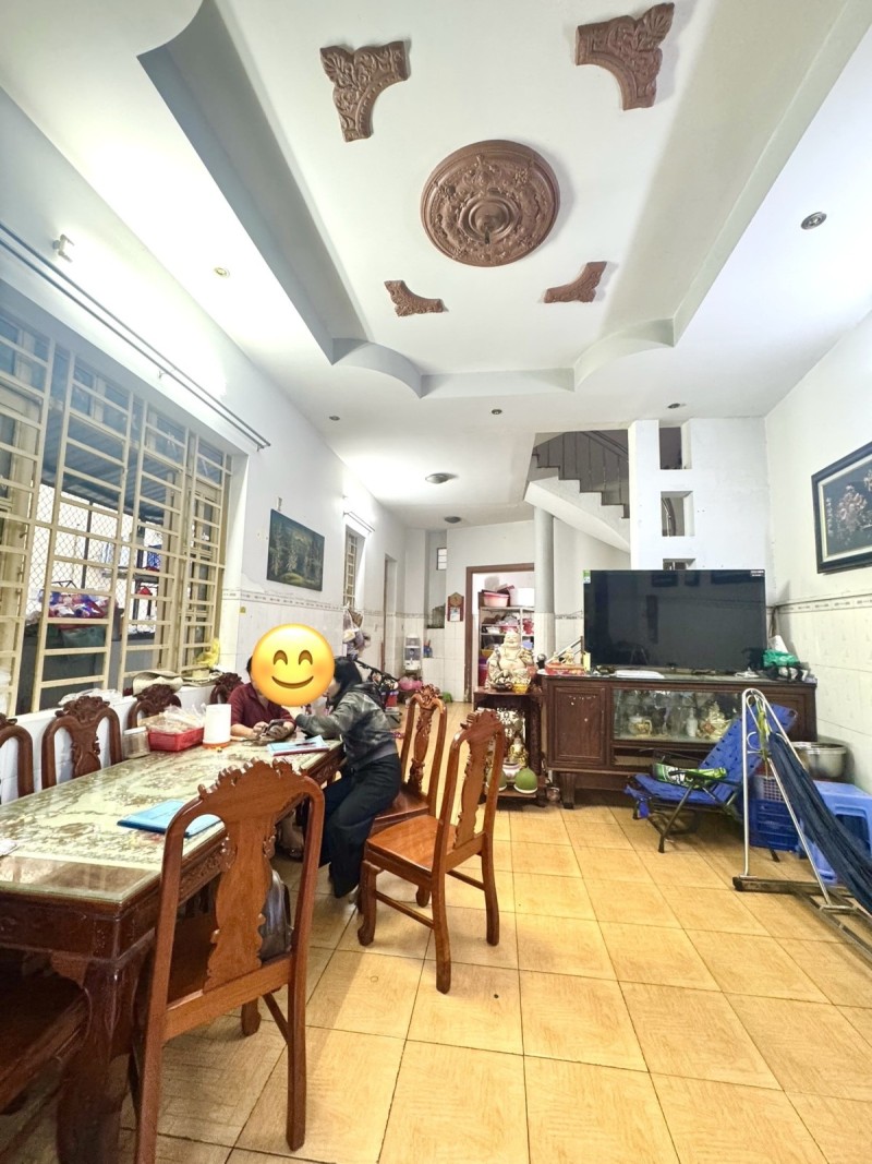 Bán nhà Phường Thủ Đức, đường Hồ Văn Tư, 110m2, 3 tầng, 4PN, sổ hồng, giá 5.7 tỷ. LH: 0933125879 - Ảnh chính